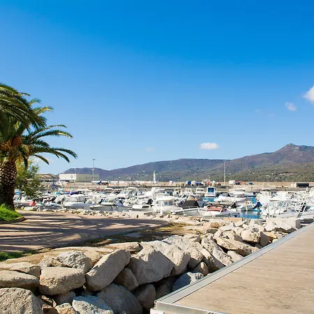 Hotel Roc E Mare