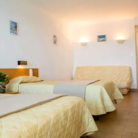 Hotel Roc E Mare