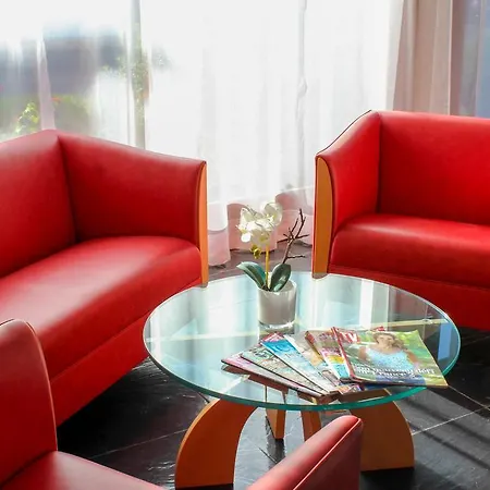 Roc E Mare Hotel 3*